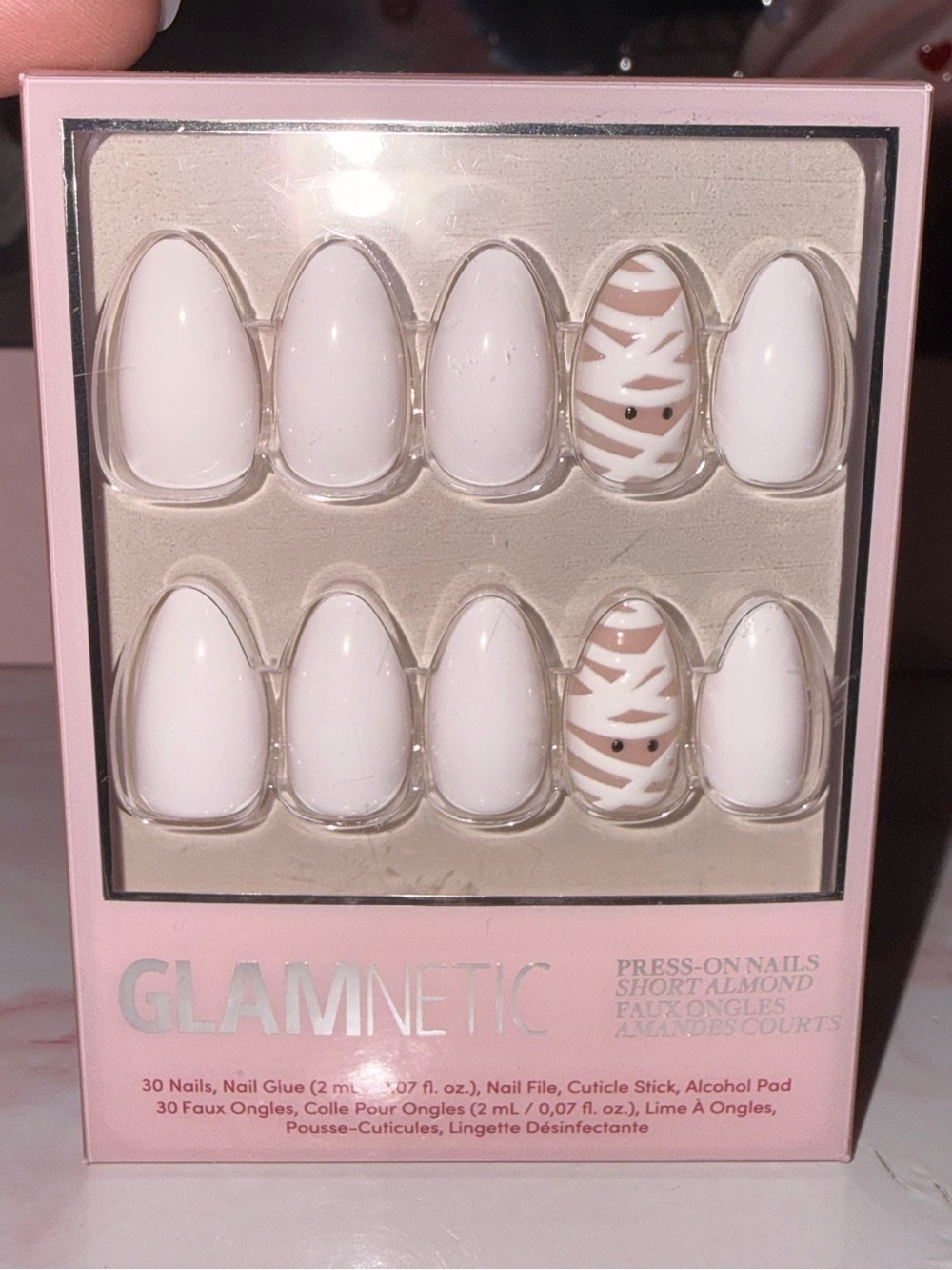 Glamnetic “Wrapped Up” Short Almond Press-On Nails